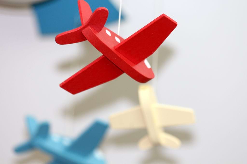 toy-planes