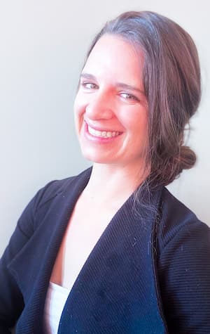 Hanna Hey professional headshot for psychiatry